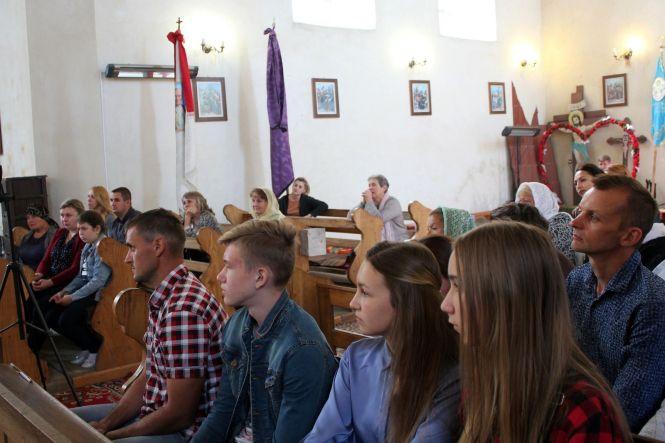 Сучасні і водночас побожні: дві дівчини з #молитвавінстаграм про те, що допомагає досягати мети (ВІДЕО), фото №3 на сайті 20minut.ua