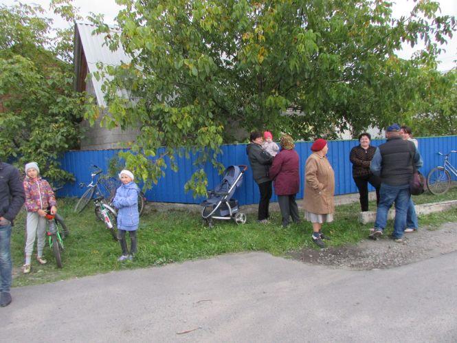 Новини Козятина - фото з Прогулянка Козятинщиною завершилась у кабінеті начальника ЖКГ Прогулянка Козятинщиною завершилась у кабінеті начальника ЖКГ, фото №9 на сайті 20minut.ua