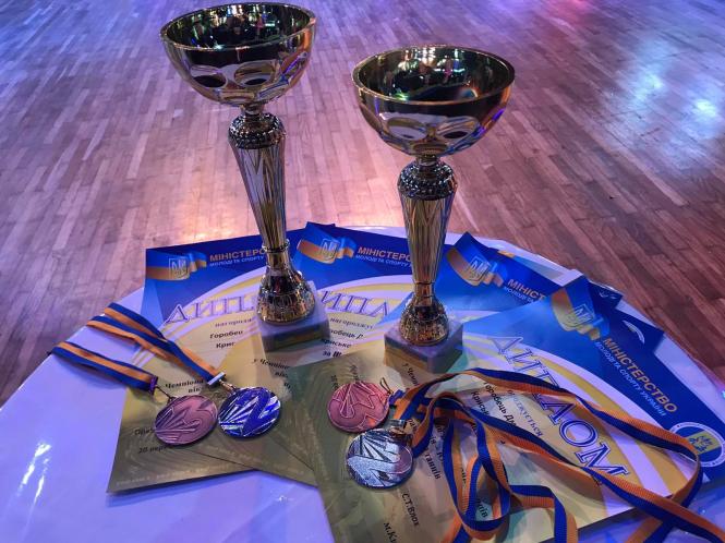 Новини Хмельницького - фото з Пара хмельничан стала призерами на національному чемпіонаті з танців Нет описания.