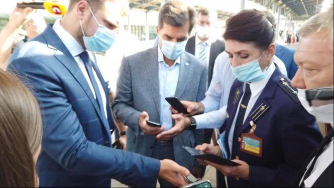 Новини Житомира - фото з В Україні запустили електронний квиток SmartTicket В Україні запустили електронний квиток SmartTicket, фото №2 на сайті 20minut.ua
