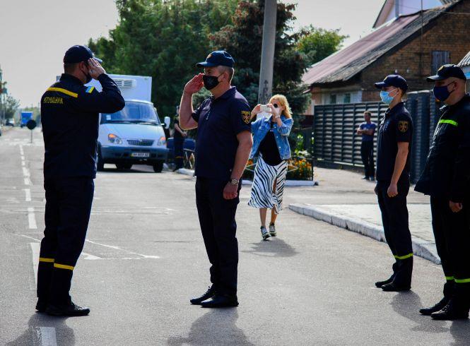 Новини Житомира - фото з Зведений загін рятувальників Житомирщини повернувся з Донбасу, виконавши своє завдання достроково Зведений загін рятувальників Житомирщини повернувся з Донбасу, виконавши своє завдання достроково, фото №1 на сайті 20minut.ua