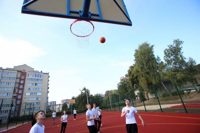 Новини Тернополя - фото з У тернопільській школі №7 відкрили новий спортивний комплекс (ФОТО) У тернопільській школі №7 відкрили новий спортивний комплекс (ФОТО), фото №1 на сайті 20minut.ua