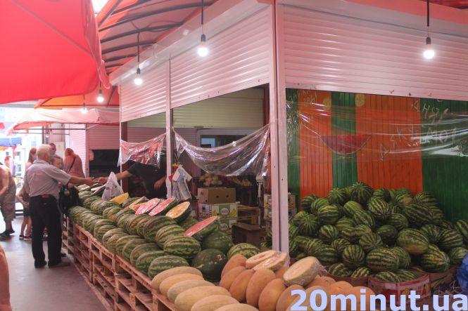 Новини Тернополя - фото з Як змінились ціни на овочі та фрукти на ринку в Тернополі. Що подорожчало, а що дешевшає? Як змінились ціни на овочі та фрукти на ринку в Тернополі. Що подорожчало, а що дешевшає?, фото №1 на сайті 20minut.ua