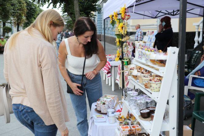 Новини Житомира - фото з На Михайлівській у Житомирі розпочалися заходи до Дня туризму На Михайлівській у Житомирі розпочалися заходи до Дня туризму, фото №5 на сайті 20minut.ua