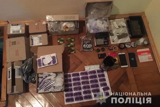 У Тернополі прикрили інтернет-магазин з продажу марихуани, який приносив власникам 250-300 тисяч прибутку в місяць, фото №4 на сайті 20minut.ua