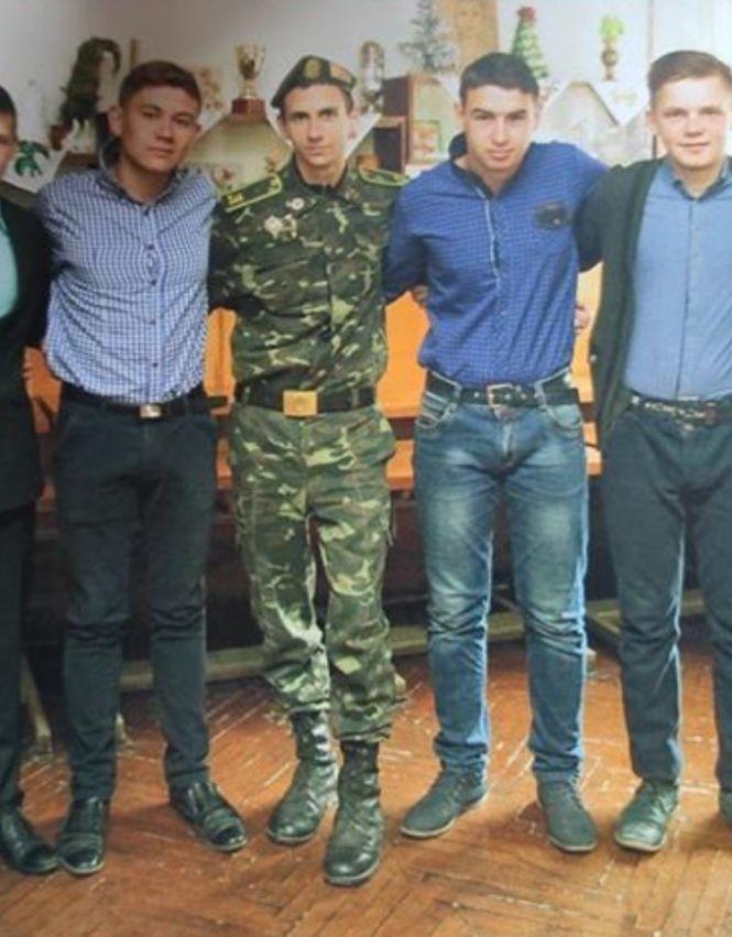 Новини Вінниці - фото з Пам’яті загиблих льотчиків. Один з них нещодавно пролітав над Вінницею Пам’яті загиблих льотчиків. Один з них нещодавно пролітав над Вінницею, фото №3 на сайті 20minut.ua