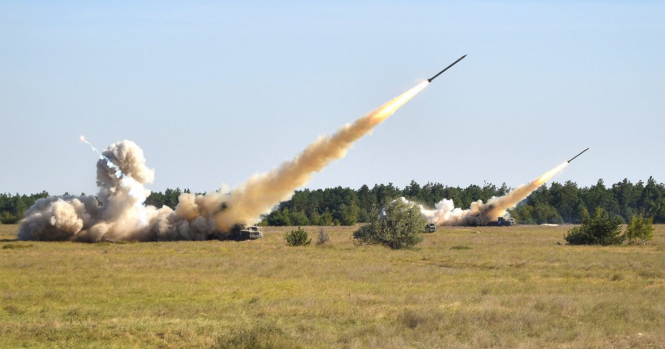 Новини Вінниці - фото з У Вінницькому аеропорту урочисто проводжали НАТОвських військових У Вінницькому аеропорту урочисто проводжали НАТОвських військових, фото №7 на сайті 20minut.ua