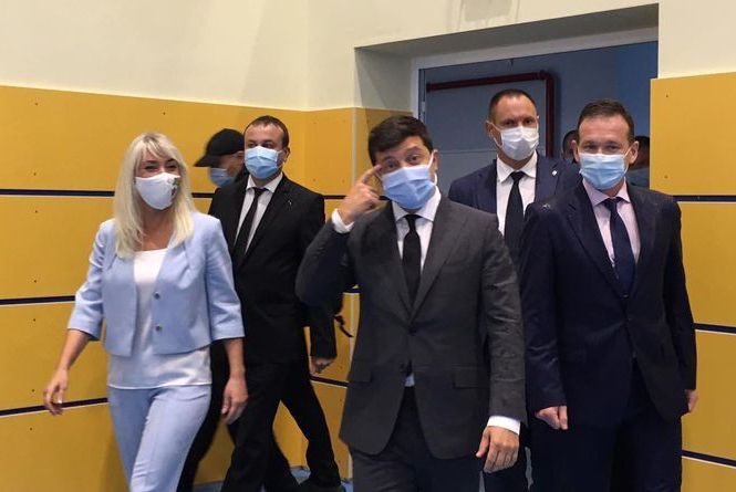 Новини Вінниці - фото з Важливе за вчора. Найцікавіші новини 29 вересня, які ви могли пропустити Сьогодні у Вінницю прилетів президент Зеленський. Хроніка візиту (ОНОВЛЮЄТЬСЯ)