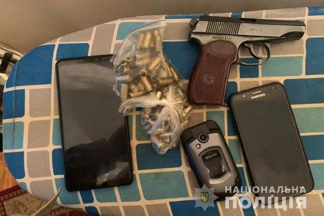 У Тернополі затримали рекетирів, які кілька років тероризували перевізників західної України (ФОТО. ВІДЕО), фото №1 на сайті 20minut.ua