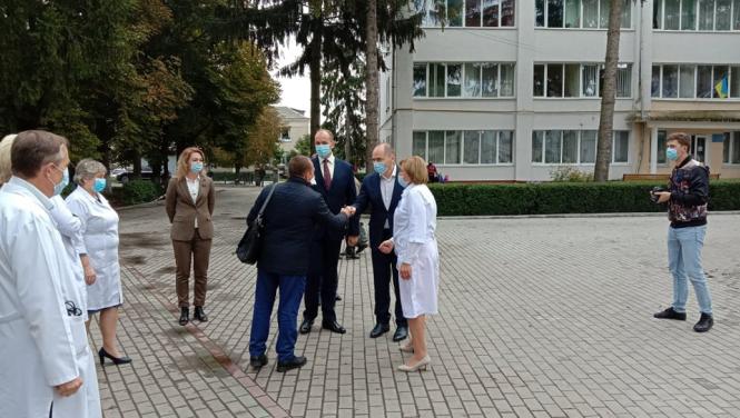 Міністр охорони здоров'я Степанов відвідав Хмельницький і Старокостянтинів, фото №2 на сайті vsim.ua