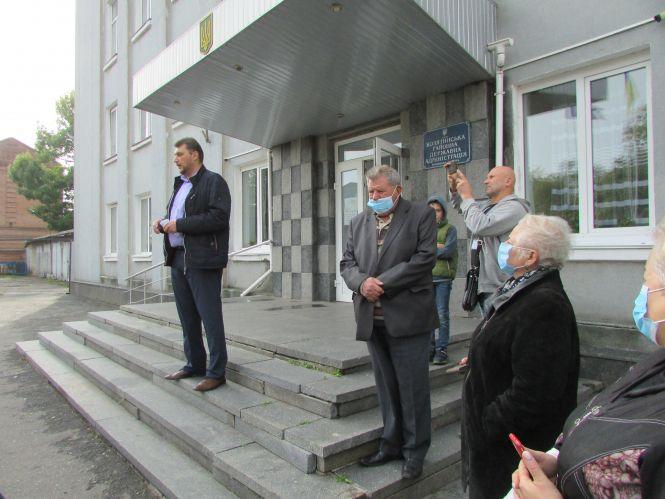 Новини Козятина - фото з План радикальних дій: півсотні козятинчан вийшло на мітинг