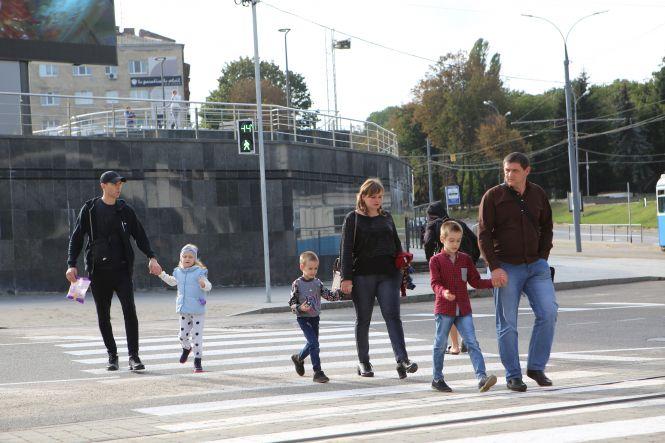 Новини Вінниці - фото з Перший день роботи світлофорів на площі Гагаріна (ФОТОРЕПОРТАЖ) Перший день роботи світлофорів на площі Гагаріна (ФОТОРЕПОРТАЖ), фото №3 на сайті 20minut.ua