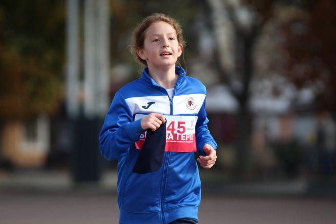 Новини Хмельницького - фото з «Біжу за героїв». Як у Хмельницькому пройшов патріотичний забіг (ФОТО) «Біжу за героїв». Як у Хмельницькому пройшов патріотичний забіг (ФОТО), фото №6 на сайті vsim.ua