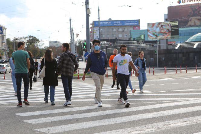 Новини Вінниці - фото з Перший день роботи світлофорів на площі Гагаріна (ФОТОРЕПОРТАЖ) Перший день роботи світлофорів на площі Гагаріна (ФОТОРЕПОРТАЖ), фото №1 на сайті 20minut.ua