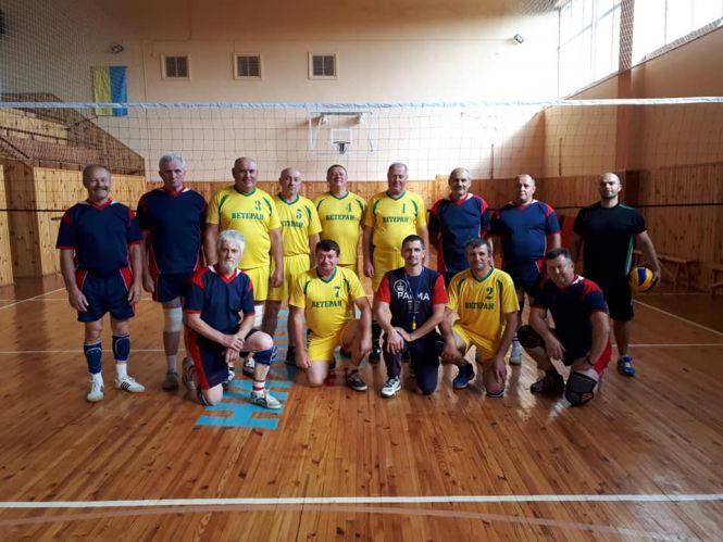 Волейбольні баталії: козятинські «Ветерани-аматори» перемогли глуховецьких, фото №1 на сайті 20minut.ua