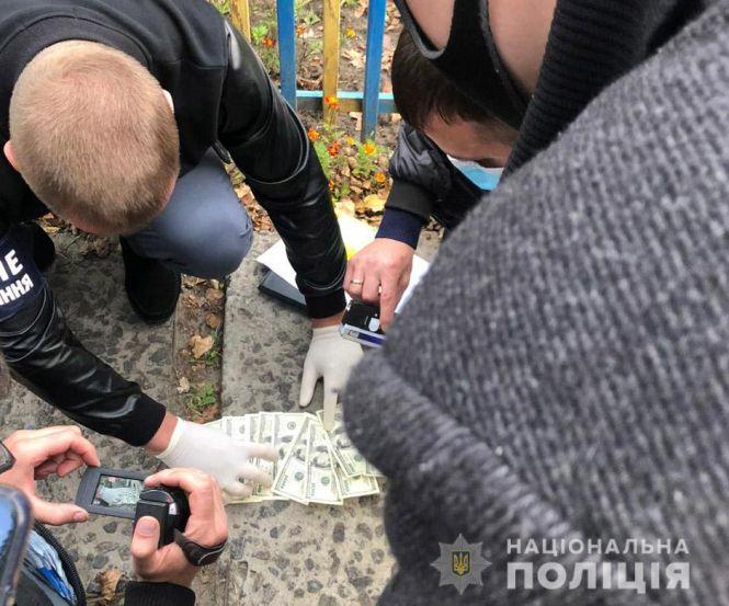 Новини Хмельницького - фото з На Хмельниччині директор комунального підприємства вимагав хабар у підприємця: за що На Хмельниччині директор комунального підприємства вимагав хабар у підприємця: за що, фото №2 на сайті vsim.ua