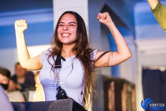 Вінничани одні з перших побачили «Ангела» БУМБОКС, що от-от взірве телеекрани, фото №23 на сайті 20minut.ua