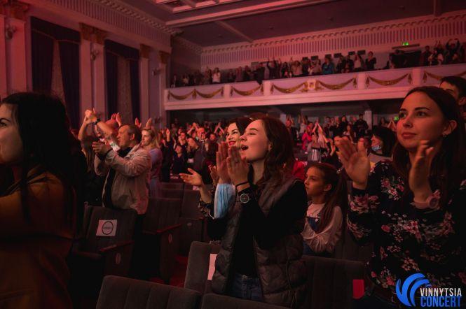 Вінничани одні з перших побачили «Ангела» БУМБОКС, що от-от взірве телеекрани, фото №35 на сайті 20minut.ua