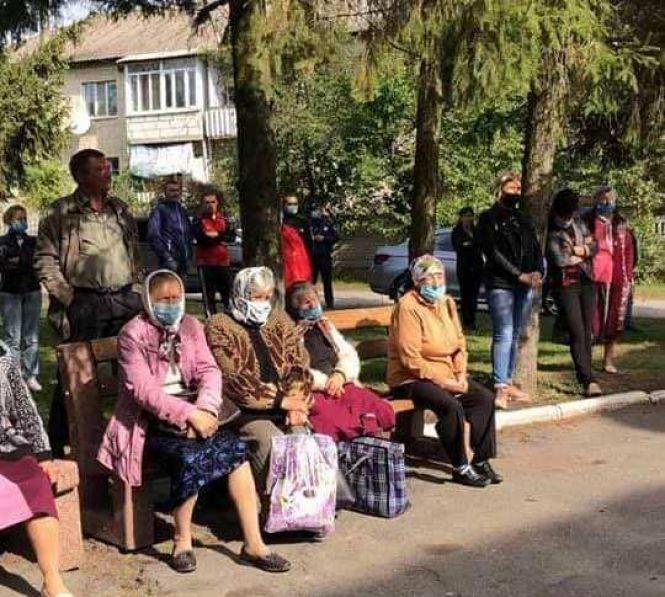 Новини Вінниці - фото з Сміття зі Львова залишилося у Демидівці. Ніхто не приймає. Що з ним робитимуть? Сміття зі Львова залишилося у Демидівці. Ніхто не приймає. Що з ним робитимуть?, фото №3 на сайті 20minut.ua