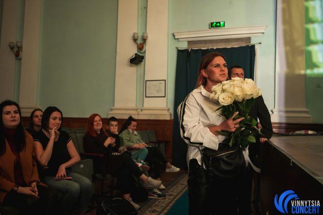 Вінничани одні з перших побачили «Ангела» БУМБОКС, що от-от взірве телеекрани, фото №34 на сайті 20minut.ua