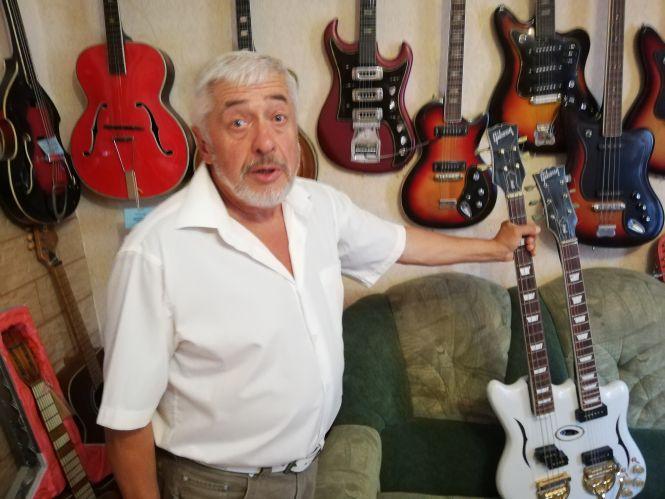 Новини Вінниці - фото з Відремонтував понад сто гітар. Пропонує створити музей у Вінниці Відремонтував понад сто гітар. Пропонує створити музей у Вінниці, фото №4 на сайті 20minut.ua