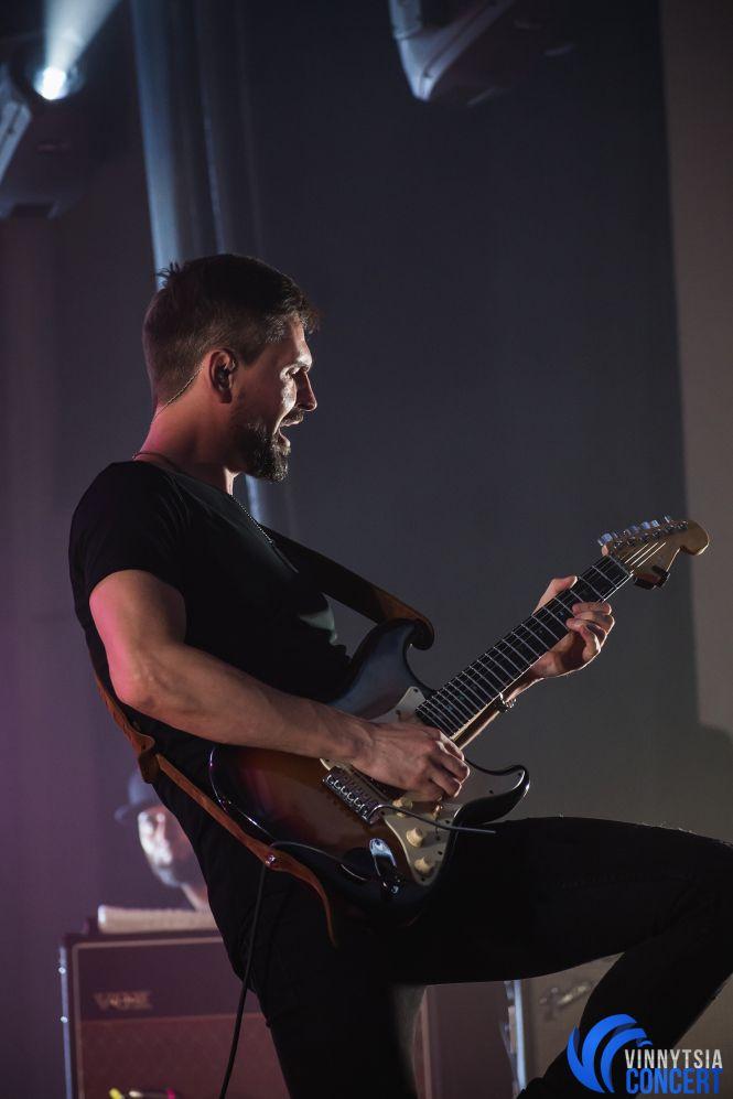 Вінничани одні з перших побачили «Ангела» БУМБОКС, що от-от взірве телеекрани, фото №25 на сайті 20minut.ua