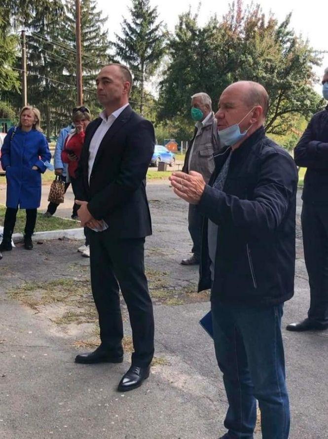 Новини Вінниці - фото з Сміття зі Львова залишилося у Демидівці. Ніхто не приймає. Що з ним робитимуть? Сміття зі Львова залишилося у Демидівці. Ніхто не приймає. Що з ним робитимуть?, фото №2 на сайті 20minut.ua