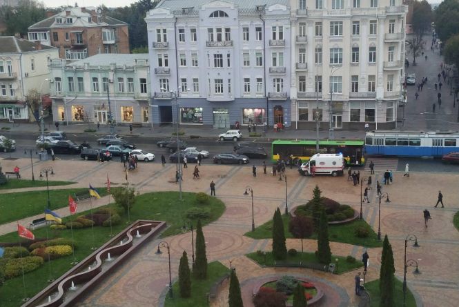 Новини Вінниці - фото з Важливе за вчора. Найцікавіші новини 6 жовтня, які ви могли пропустити «Смерть була раптовою». У муніципальному автобусі №7 померла пасажирка (ОНОВЛЕНО)