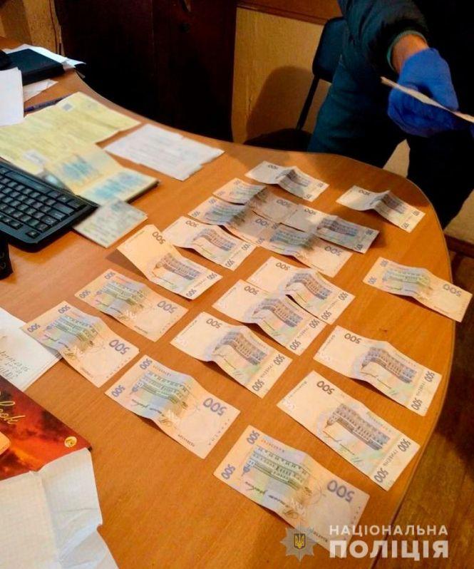 Новини Хмельницького - фото з На Хмельниччині водій спробував підкупити капітана поліції: навіщо та за скільки На Хмельниччині водій спробував підкупити капітана поліції: навіщо та за скільки, фото №1 на сайті vsim.ua