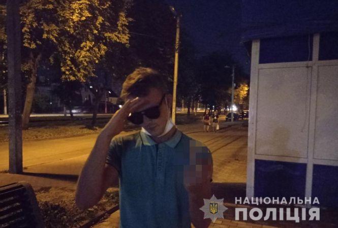 Новини Вінниці - фото з Впізнайте за фото. Поліція просить допомоги у пошуку можливого злочинця Впізнайте за фото. Поліція просить допомоги у пошуку можливого злочинця, фото №1 на сайті 20minut.ua