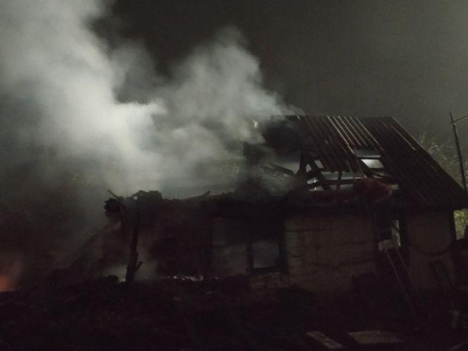 Новини Житомира - фото з На Черняхівщині спалахнув приватний будинок: господиня отримала опіки На Черняхівщині спалахнув приватний будинок: господиня отримала опіки, фото №2 на сайті 20minut.ua