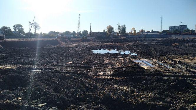 «Отруйний ґрунт, вкрадені податки й зруйнований міст», — як мер Сухомлин та гіпермаркет «Епіцентр» інвестували у Житомир?, фото №2 на сайті 20minut.ua