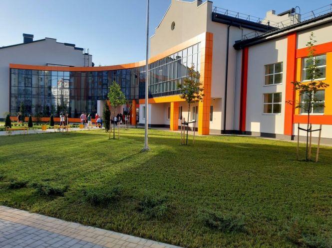 Програма «Велике будівництво»: українці підтримують, опозиція — ні (Пресслужба партії «Слуга Народу»), фото №1 на сайті 20minut.ua