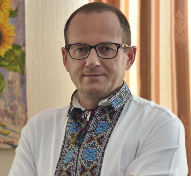 Новини Житомира - фото з Завдяки «Великому будівництву» кожна громада Житомирщини може реалізовувати найбільш соціально значущі проєкти», —Володимир Федоренко, кандидат в депутати Житомирської обласної ради від партії «Слуга Народу» (Політична реклама) Завдяки «Великому будівництву» кожна громада Житомирщини може реалізовувати найбільш соціально значущі проєкти», —Володимир Федоренко, кандидат в депутати Житомирської обласної ради від партії «Слуга Народу» (Політична реклама), фото №1 на сайті 20minut.ua