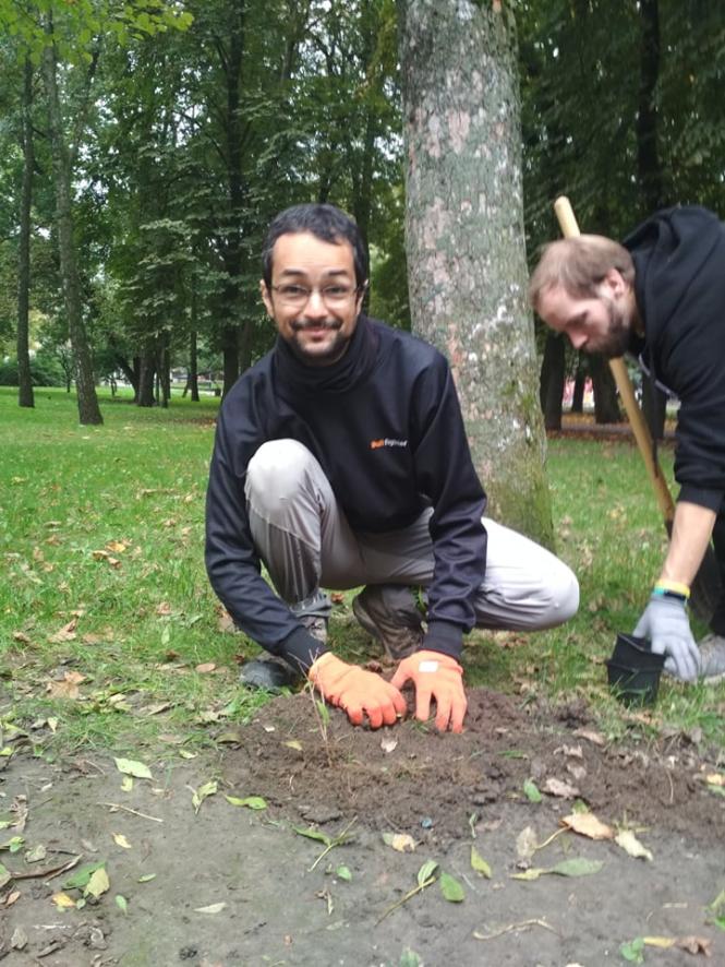 Новини Хмельницького - фото з У Хмельницькому гостює бразилець Міка: що він каже про місто Нет описания.