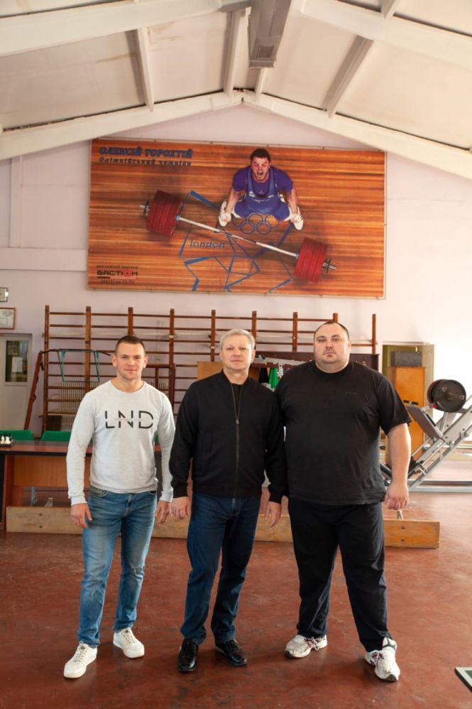 Новини Вінниці - фото з Сергій Кармаліта: «Щодня підтримую і займаюсь спортом, бо влада на нього «забила» (Пресслужба Сергія Кармаліти) Сергій Кармаліта: «Щодня підтримую і займаюсь спортом, бо влада на нього «забила» (Пресслужба Сергія Кармаліти), фото №1 на сайті 20minut.ua