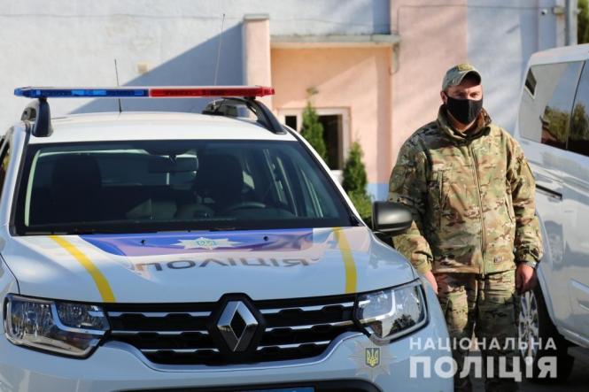 Новини Вінниці - фото з Ford, Renault та Toyota: автопарк вінницької поліції поповнився новими автівками Ford, Renault та Toyota: автопарк вінницької поліції поповнився новими автівками, фото №1 на сайті 20minut.ua
