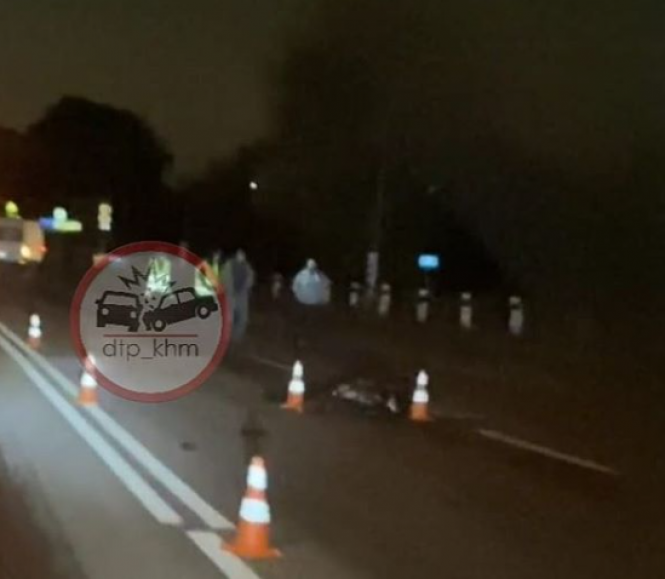 Новини Хмельницького - фото з Поблизу Хмельницького мікроавтобус насмерть збив чоловіка Поблизу Хмельницького мікроавтобус насмерть збив чоловіка, фото №1 на сайті vsim.ua