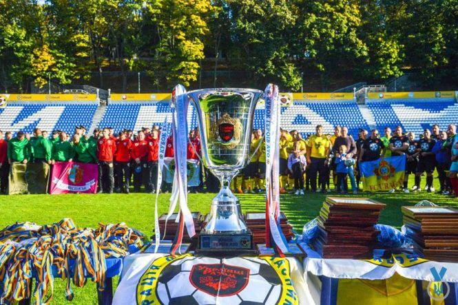 «Виходь за мене заміж!» Воротар «Ягуара» сказав це коханій після перемоги на Кубок Героїв АТО, фото №4 на сайті 20minut.ua