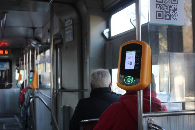 Новини Вінниці - фото з У Вінниці в маршрутках ставлять валідатори. Готівка залишиться? У Вінниці в маршрутках ставлять валідатори. Готівка залишиться?, фото №3 на сайті 20minut.ua