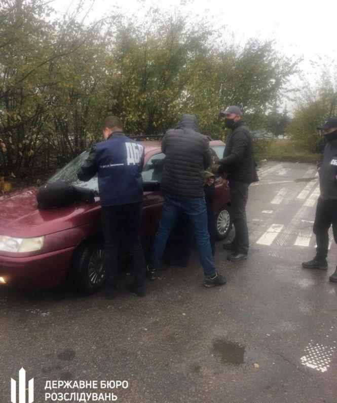 Новини Житомира - фото з Житомирська поліція: 20 000 грн і закриваємо очі на вбивство Житомирська поліція: 20 000 грн і закриваємо очі на вбивство, фото №1 на сайті 20minut.ua
