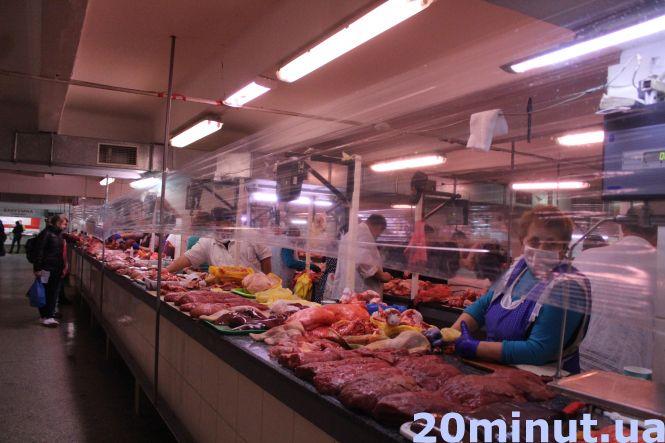 Порожні стелажі та закриті цілі відділи: чому з ринку масово йдуть підприємці, фото №1 на сайті 20minut.ua