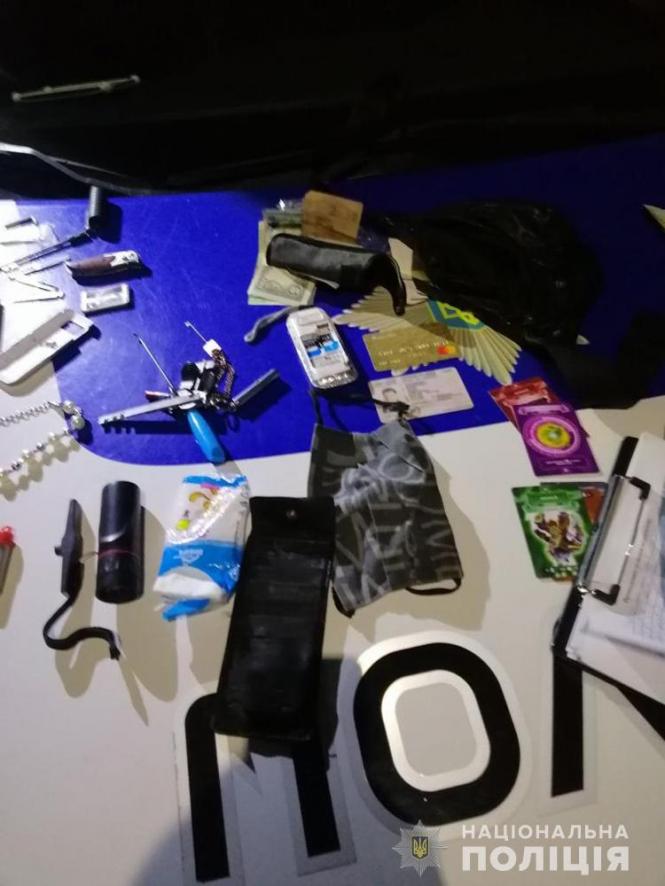 У Житомирі поліцейські затримали групу квартирників, фото №4 на сайті 20minut.ua