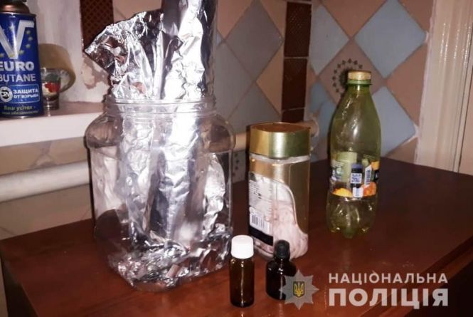 До 10 років за ґратами може отримати калинівчанин, який виготовляв та продавав наркотики