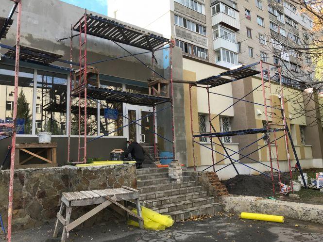 Новини Вінниці - фото з Ковідне відділення в пологовому №1. Чому гінекологи і вагітні проти переїзду в амбулаторію? Після ремонту амбулаторія ділитиме приміщення з жіночою консультацією