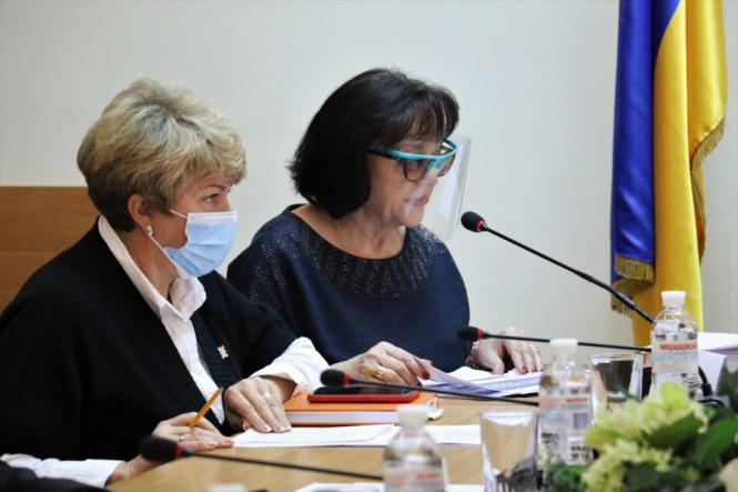 У 2021-2022 навчальному році в місті функціонуватимуть 33 заклади загальної середньої освіти і 46 садочків, фото №1 на сайті 20minut.ua
