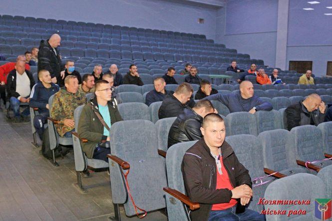 Новини Козятина - фото з У Козятині учасників бойових дій нагородили нагрудним знаком «За героїзм та патріотизм»
