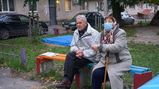 Наталія Солейко провела зустріч із мешканцями вулиці Саксаганського (Пресслужба ВО «Батьківщина»), фото №2 на сайті 20minut.ua