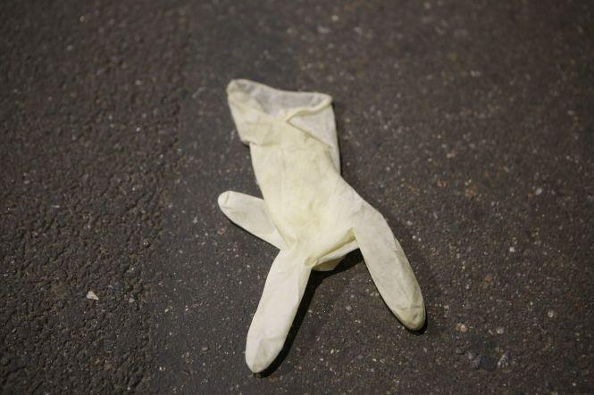 Новини Вінниці - фото з «У час пандемії — це не просто сміття»: куди викидати використані маски та рукавички «У час пандемії — це не просто сміття»: куди викидати використані маски та рукавички, фото №2 на сайті 20minut.ua