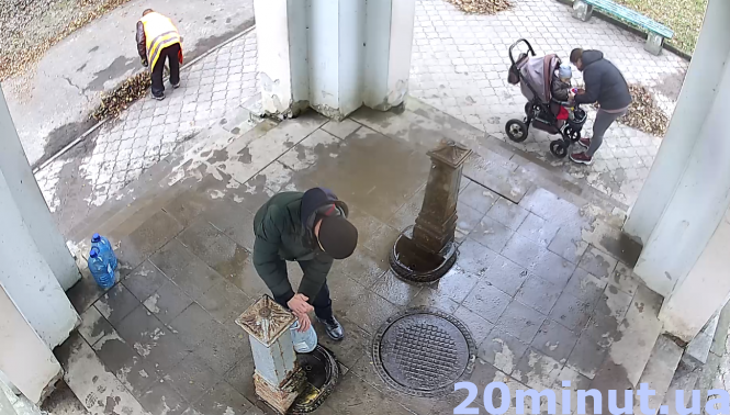 Новини Тернополя - фото з На новий бювет витратили майже півтора мільйона. Чи працює та де ще безкоштовно набрати води у Тернополі? На новий бювет витратили майже півтора мільйона. Чи працює та де ще безкоштовно набрати води у Тернополі?, фото №4 на сайті 20minut.ua